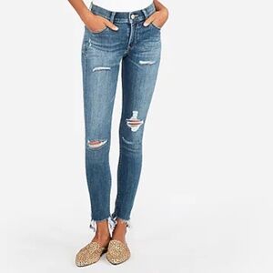 Mid-Rise Ripped Raw Hem Cropped Jean Leggings / Size 4